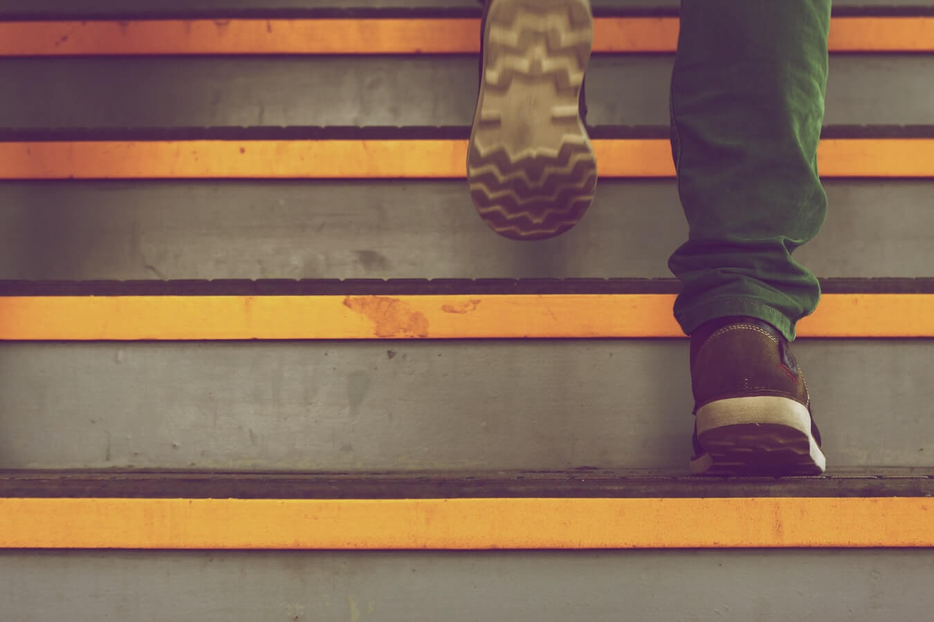 Project Management Life Cycle: Stages | Hygger Blog Project Management Life Cycle: Stages