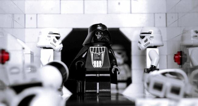 Dark Side of Leadership: 5 Behaviours Every Leader Should Avoid | Hygger Blog Dark Side of Leadership: 5 Behaviours Every Leader Should Avoid