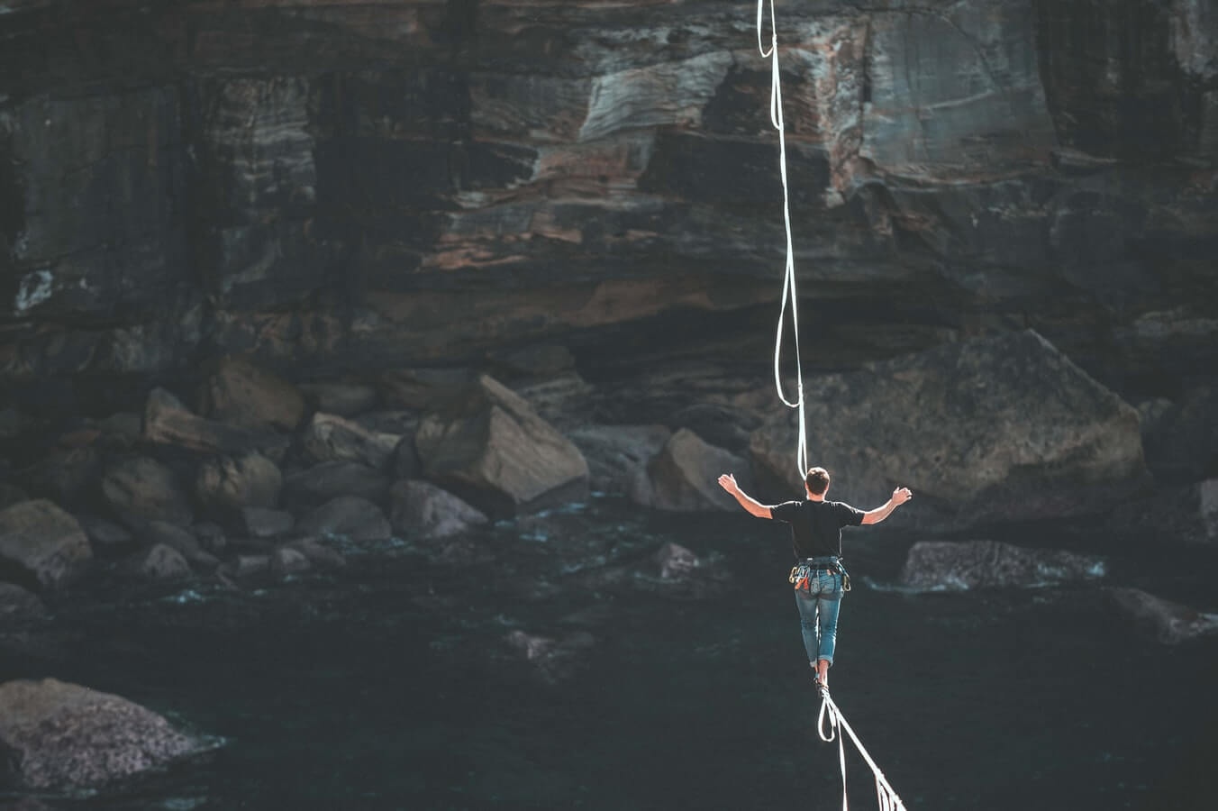 The Risks of Waterfall Methodology | Hygger Blog The Risks of Waterfall Methodology