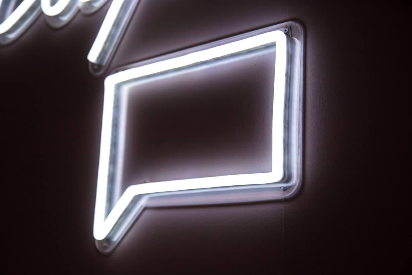 Communication Secrets: 5 Ways to Reach a CEO | Hygger Blog Communication Secrets: 5 Ways to Reach a CEO