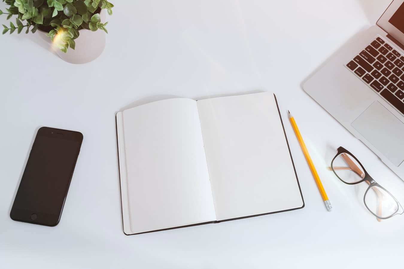 6 Quick and Budget-Friendly Ways to Increase Project Management Knowledge | Hygger Blog 6 Quick and Budget-Friendly Ways to Increase Project Management Knowledge