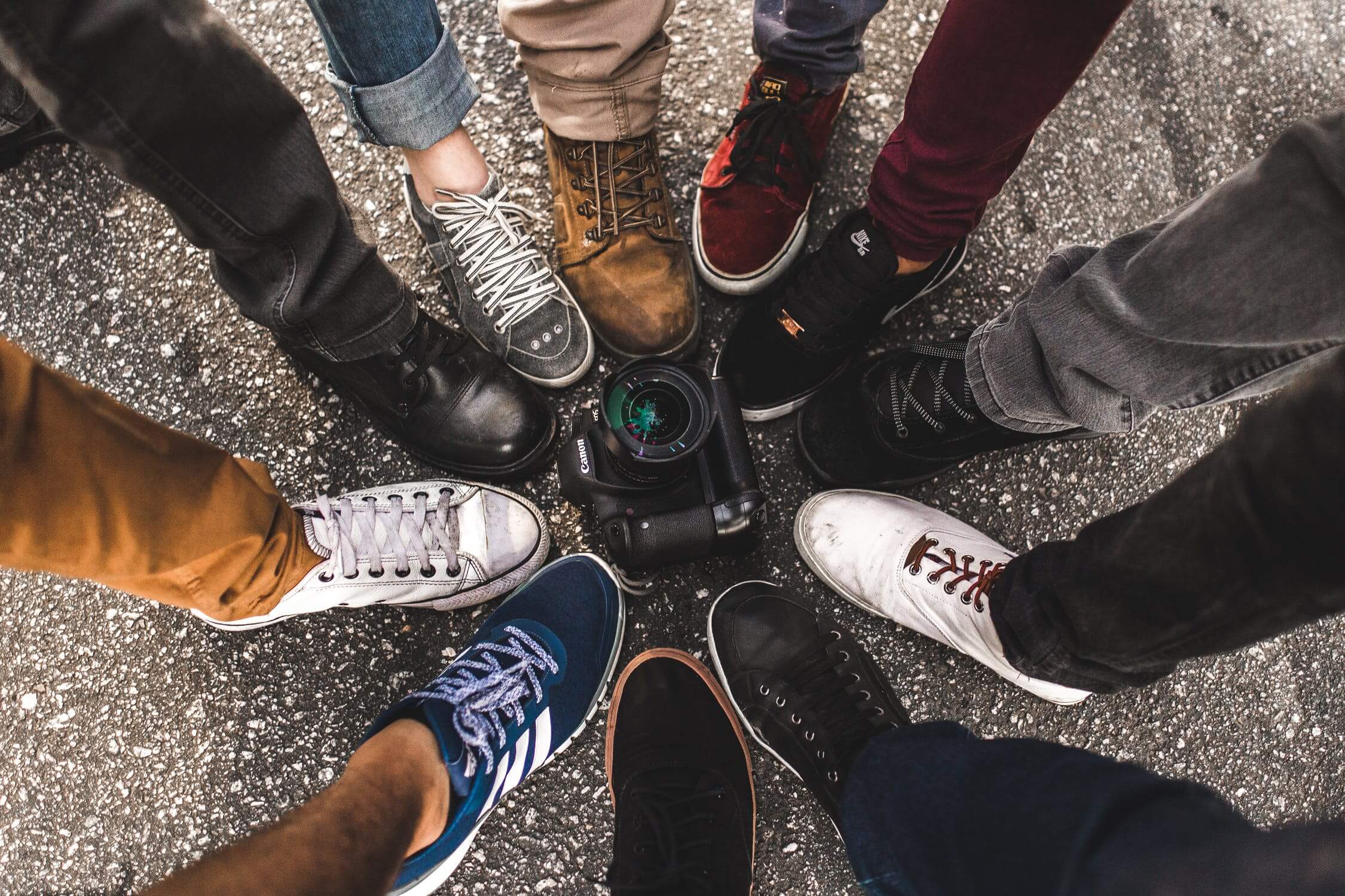 Dozen of Rules for Running an Awesome Daily Huddle Meeting | Hygger Blog Dozen of Rules for Running an Awesome Daily Huddle Meeting