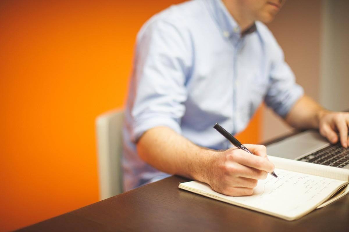 Guiding On a Project Charter: The Main Business Value and Tips for Its Perfect Creation | Hygger Blog Guiding On a Project Charter: The Main Business Value and Tips for Its Perfect Creation