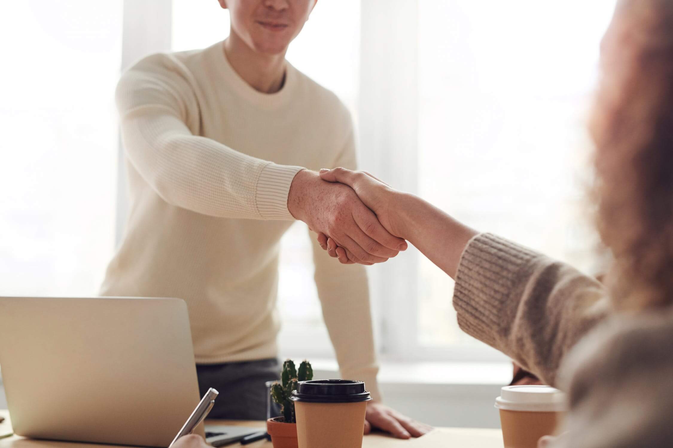 10 Practical Ways to Encourage Collaboration Between Departments | Hygger Blog 10 Practical Ways to Encourage Collaboration Between Departments